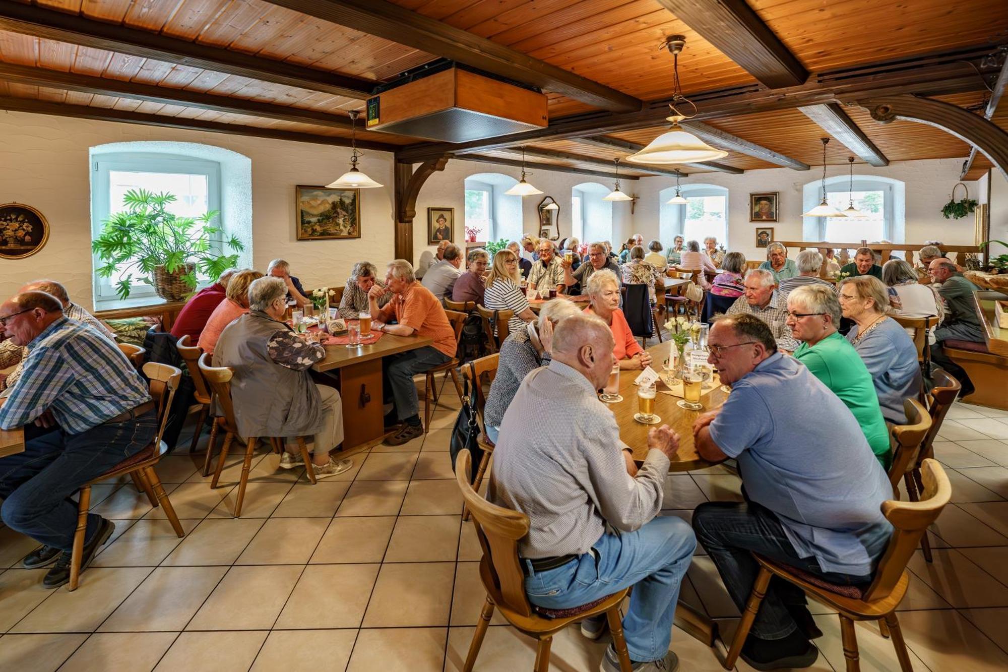 Landgasthof Ochsen Neresheim Экстерьер фото