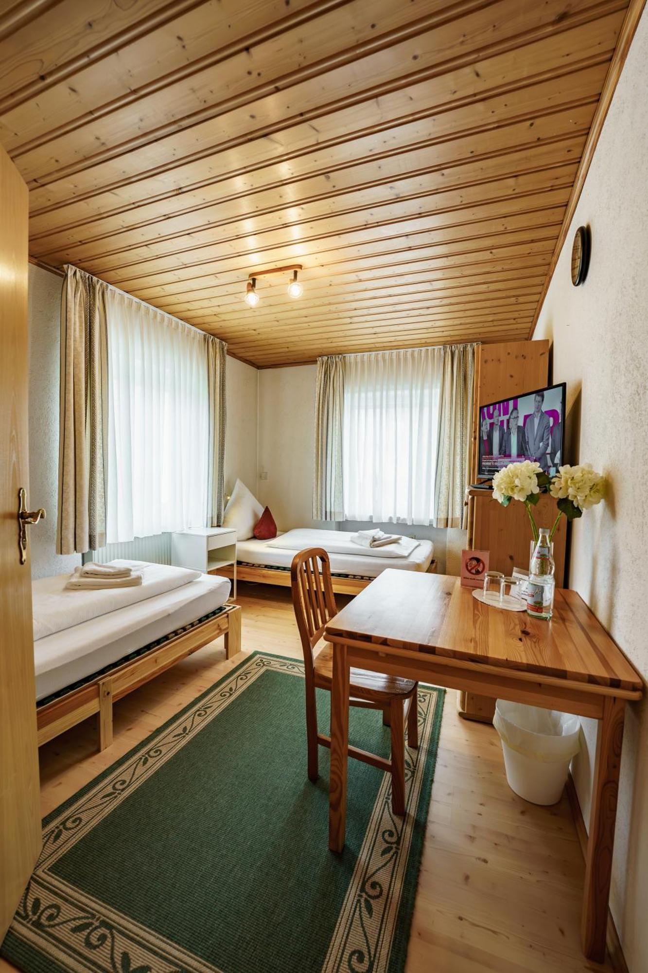 Landgasthof Ochsen Neresheim Экстерьер фото